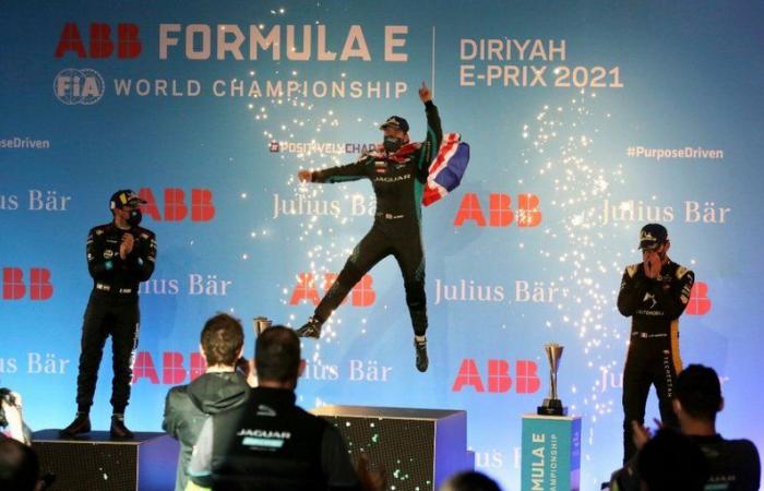 ﻿البريطاني "سام بيرد" يتوج بلقب سباق "فورمولا إي الدرعية 2021"