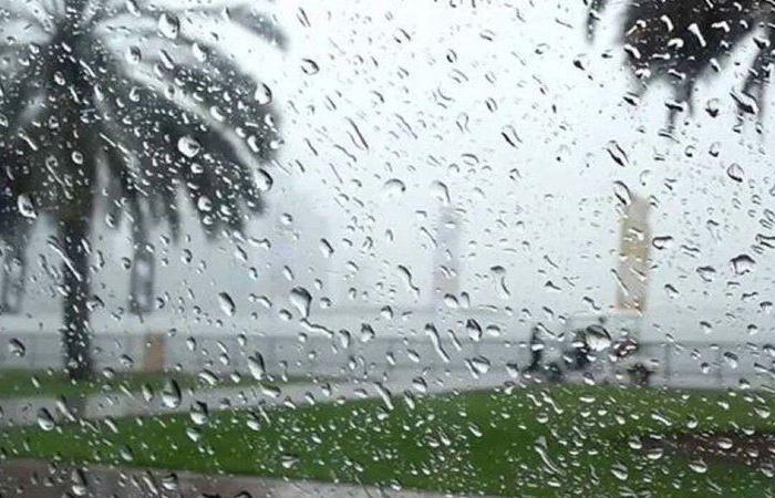 "الأرصاد": أمطار ورياح سطحية على عسير