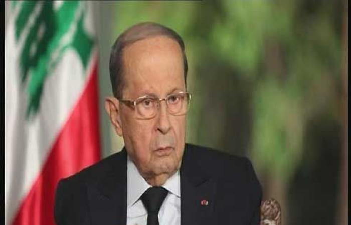لبنان.. عون يأمر بـ"تحقيق" حول انهيار الليرة
