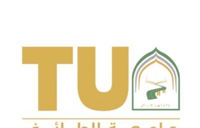 رئيس جامعة الطائف يدشّن مركز لقاحات "كورونا"