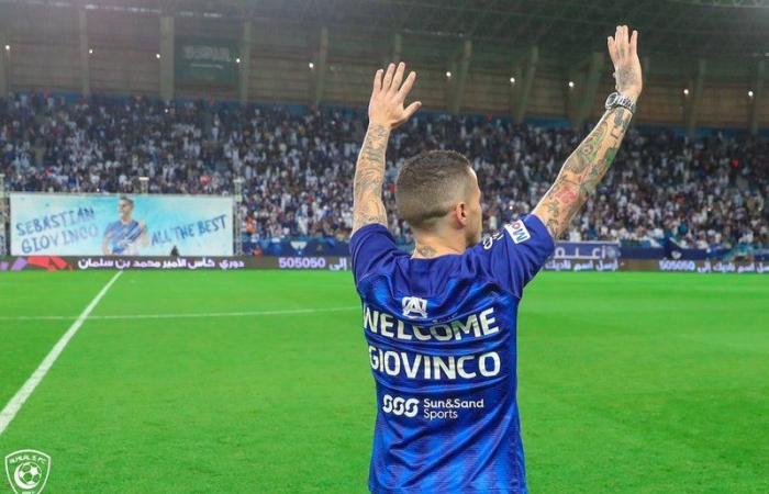 "جيوفينكو" محترف "الهلال" ثاني أعلى راتب ضمن اللاعبين الإيطاليين المحترفين