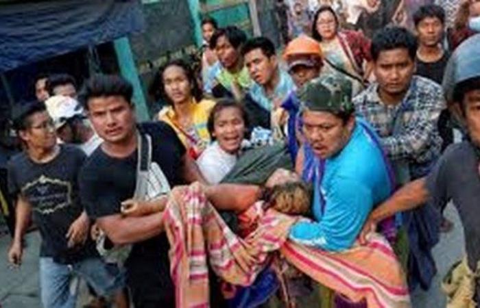 عسكر ميانمار يتعقّبون المتظاهرين حتى قبورهم.. ويطلقون النار على جنازة محتج