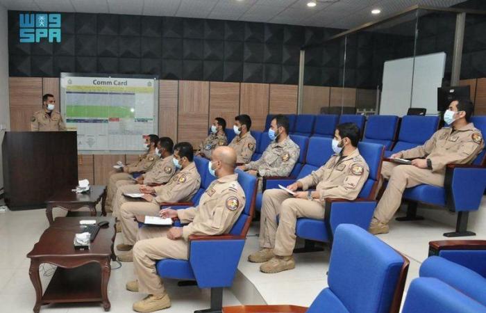 "العتيبي" يزور القوات السعودية المشاركة في مناورات التمرين الجوي المختلط في باكستان