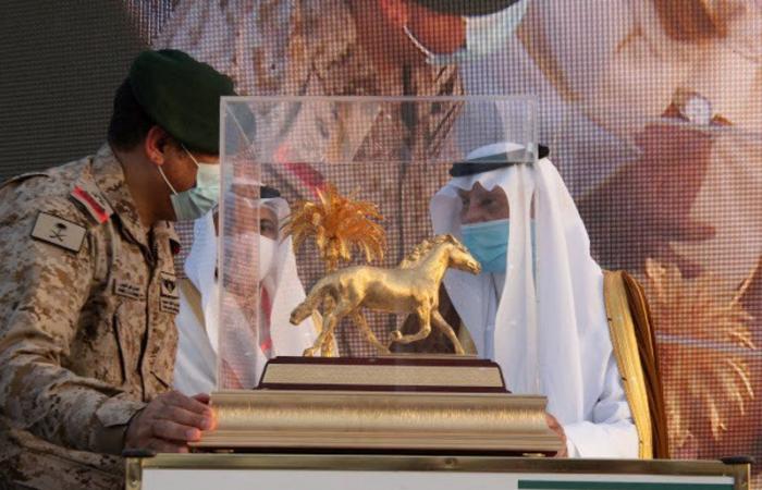 "الفيصل" يشرف الحفل الختامي لـ"سباقات الخيل" في جدة