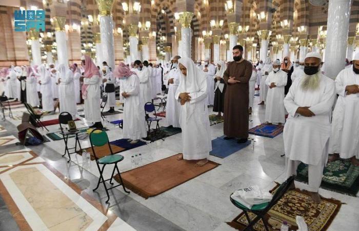إقامة أول صلاة تراويح في أول ليلة لشهر رمضان المبارك بالمسجد النبوي