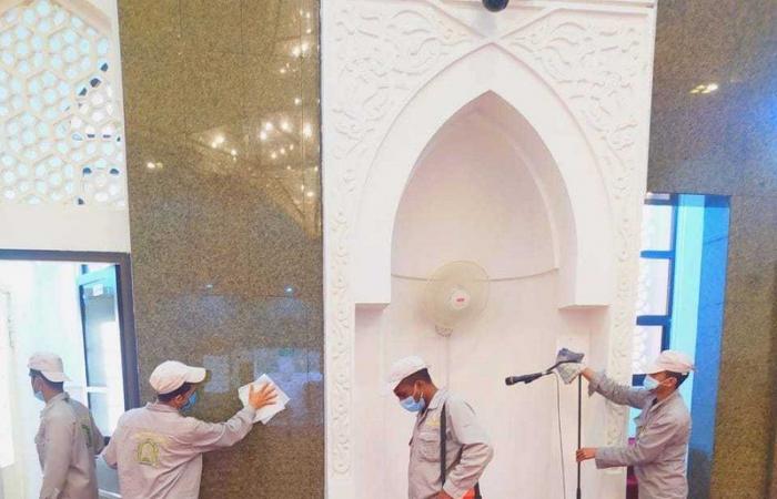 "الشؤون الإسلامية": إغلاق 16 مسجدًا مؤقتًا في 6 مناطق بعد ثبوت 16 حالة إصابة بكورونا
