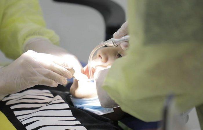 500 يتيم ويتيمة من "أيتام جدة" يستفيدون من مبادرة كشف الأسنان
