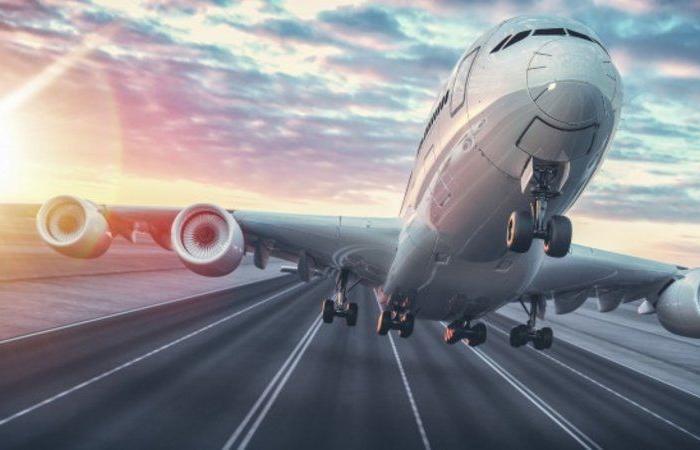 الطيران المدني يلزم الشركات بـ"توكلنا" لإصدار التذاكر وبطاقات الصعود
