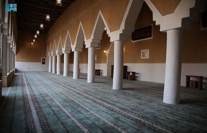 تعرّف على مسجد الزرقاء بثرمداء.. ضمن مشروع ولي العهد لتطوير المساجد التاريخية