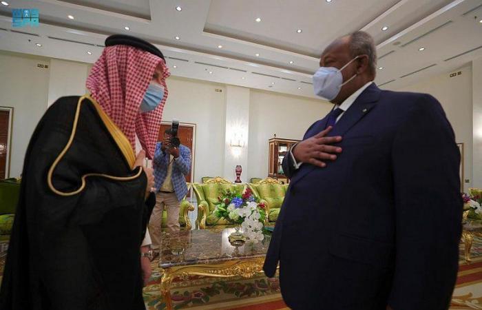 نيابة عن الملك.. "قطان" يشارك في مراسم تنصيب رئيس جيبوتي