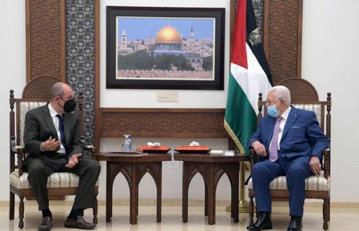 "عباس" يطالب أمريكا بالتدخل لوقف التصعيد الإسرائيلي في غزة والقدس