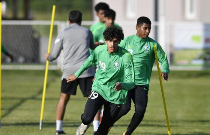"أخضر الشباب" يواجه سلوفينيا في البطولة الدولية