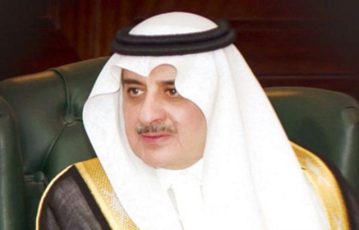 أمير تبوك يُواسي أسرة "الشثري" في وفاة الشيخ "ناصر"