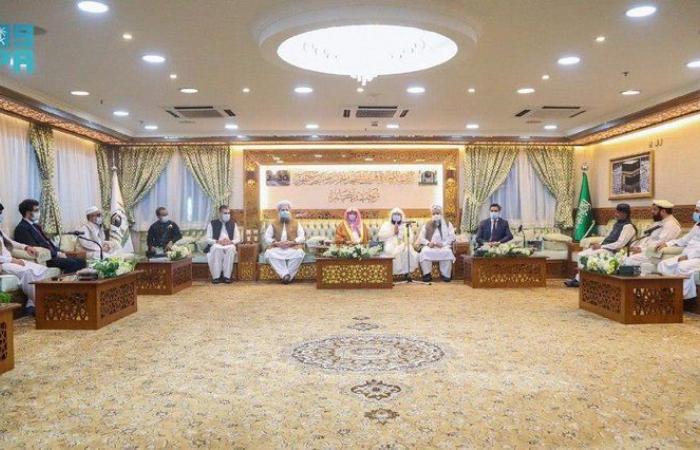 "السديس" يلتقي بوزيرَي الشؤون الدينية الباكستاني والأوقاف الأفغاني