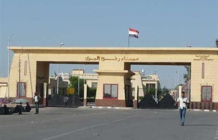 مصر تواصل فتح معبر رفح البري لاستقبال المصابين وإدخال المساعدات