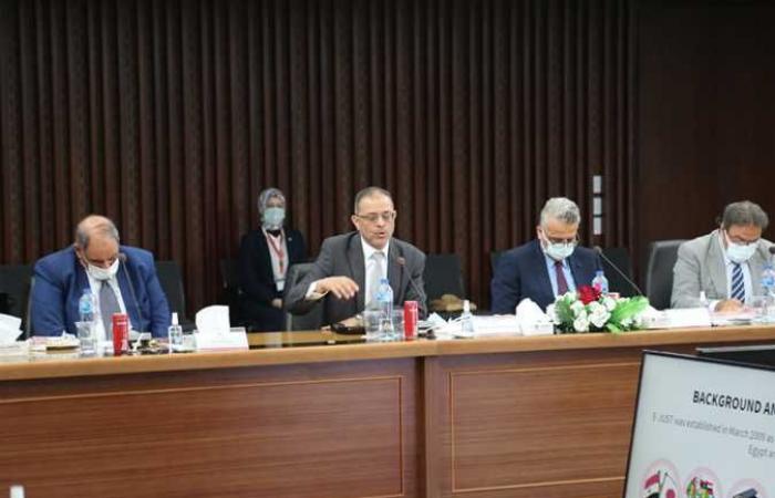 وفد من مؤسسة «إبهار مصر» يزور الجامعة المصرية اليابانية لدعم الموهوبين (صور)
