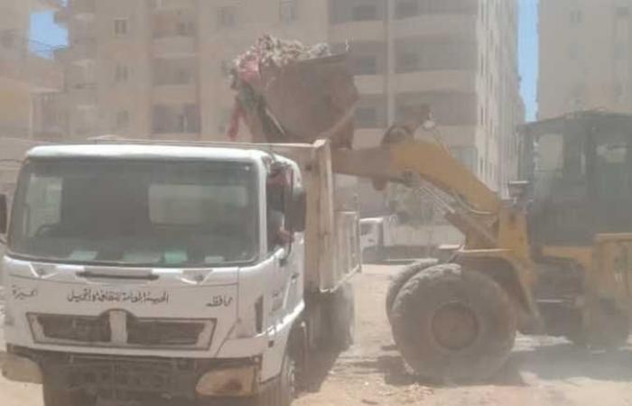 إيقاف 4 حالات تحويل من سكني لتجاري وبناء مخالف بحدائق الأهرام