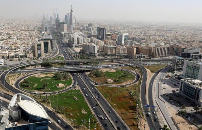 بلومبيرغ: السعودية تدرس إنشاء مطار جديد في الرياض