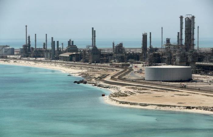إيرادات الصادرات النفطية السعودية تقفز 109% خلال أبريل الماضي
