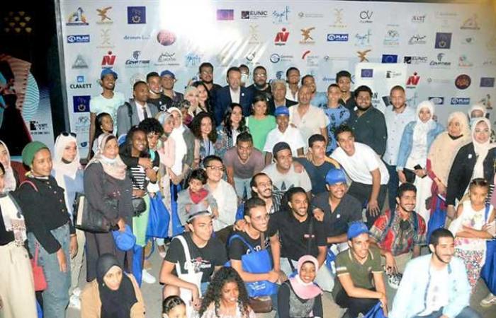 مهرجان أسوان الدولي لأفلام المرأة يختتم ورشه بحضور 240 شابًا وفتاة من المحافظة