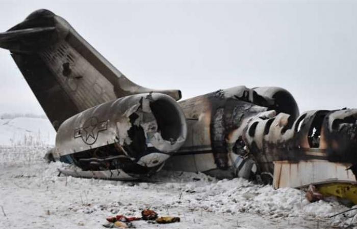 تحطم طائرة عسكرية فلبينية تقل 85 فردًا