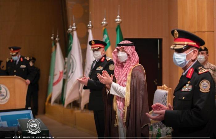 "وزير الحرس الوطني" يرعى تخرج الدفعة الثانية بكلية الملك عبدالله للقيادة والأركان