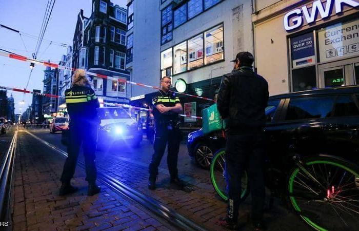 إطلاق النار على صحفي يغطي الجرائم بامستردام.. وملك هولندا يعلق