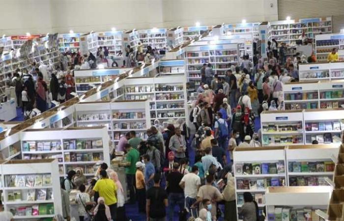 123 ألف زائر باليوم العاشر لمعرض القاهرة الدولي للكتاب