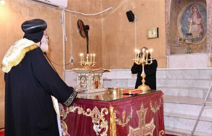 الكنيسة تحتفل بعيد القديس الأنبا بيشوى غداً.. والبابا يُطيّب الرفات في وادى النطرون (صور)