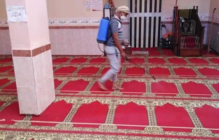 تطهير وتعقيم المساجد استعدادا لصلاة الجمعة في شمال سيناء