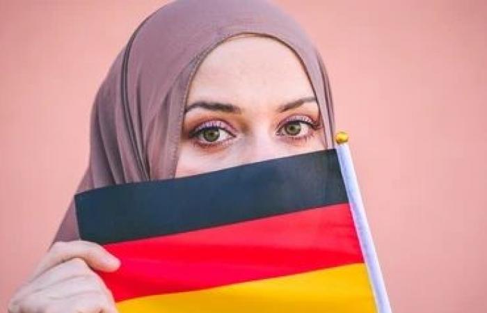 ألمانيا على طريق حظر الحجاب في أماكن العمل بعد قرار محكمة العدل الأوروبية