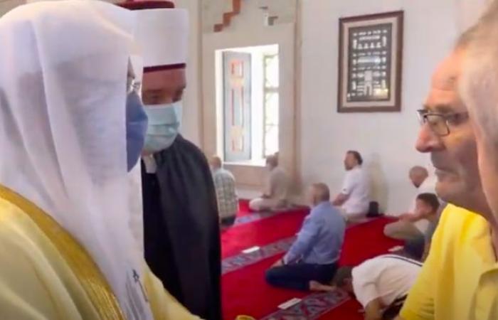 بالفيديو.. ماذا قال مسنّ بوسني لوزير الشؤون الإسلامية خلال زيارته لمسجد بسراييفو؟