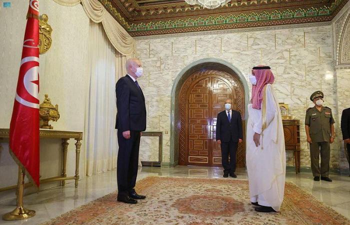 فيصل بن فرحان خلال لقاء قيس سعيد: السعودية حريصة على استقرار تونس