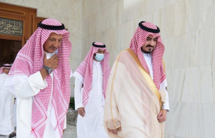 نائب أمير مكة يعزي ذوي المتوفى علي بن لادن