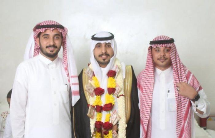 "آل بقار المداخلة" يحتفلون بزواج الشاب أحمد في صامطة