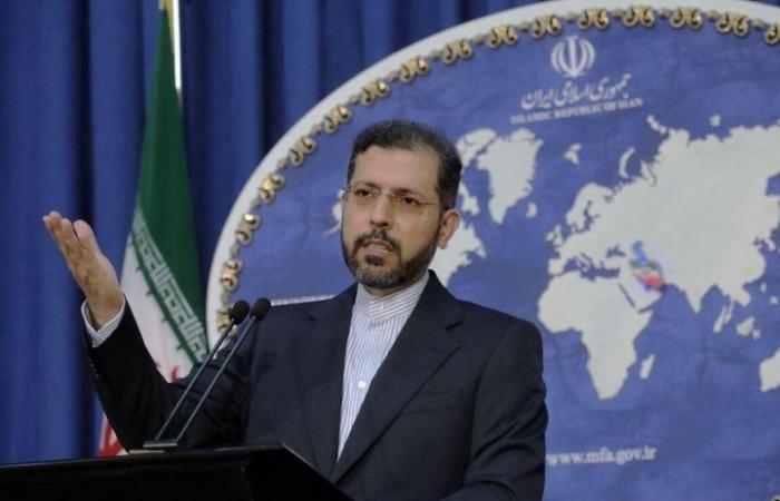 الخارجية الإيرانية: التقارير عن وقوع حوادث أمنية لسفن بالخليج مثيرة للريبة