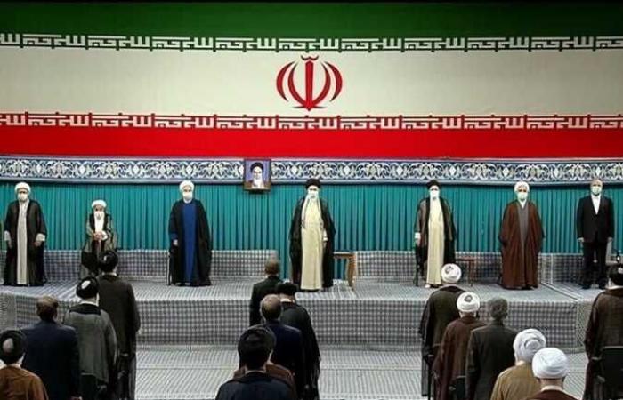 رئيسي خلال تنصيبه رئيسا لإيران: «أينما تغافلنا عن نصائح المرشد تعرضنا للمشاكل»