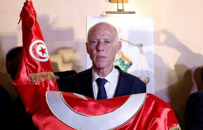 الرئيس التونسي: محاولات تسلل إلى مفاصل الدولة ووزارة الداخلية تحديداً