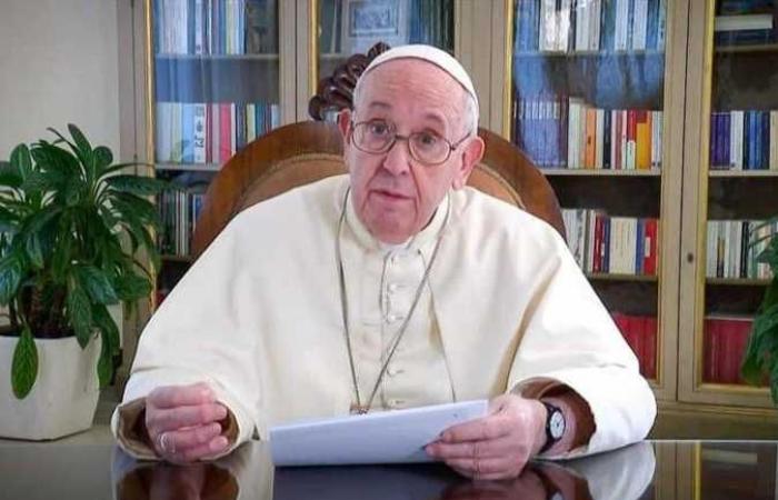 البابا فرنسيس: أجساد النساء شاهدة على تجارب مأساوية