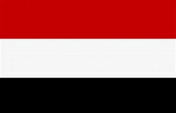 الحكومة اليمنية: الهجوم على ميناء المخا يُعدُّ تحديًا صارخًا لجهود إنهاء الحرب