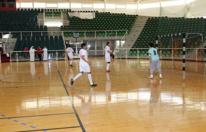 "نادي ذوي الإعاقة" بمكة يتأهل لنهائيات سباعيات كرة القدم (صالات) متصدرًا