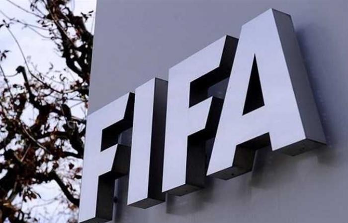 الفيفا يعلن الحرب على «يويفا» و«كونميبول» للفوز بمعركة إقامة كأس العالم كل عامين