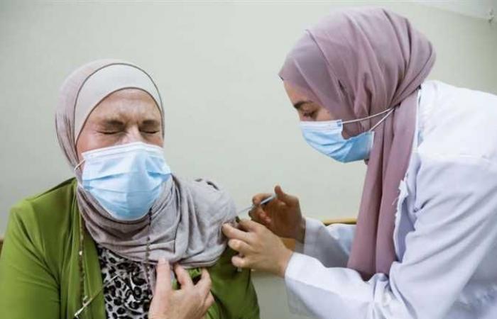 محافظ شمال سيناء: تطعيم 12 ألف من العاملين بقطاع التعليم بالمحافظة