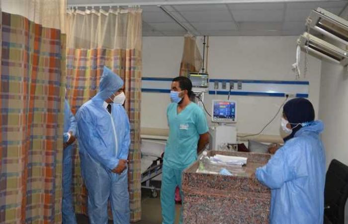 نائب محافظ المنيا يتفقد قسم العزل بمستشفى الحميات والصدر ومركز تلقي اللقاح بالكورنيش