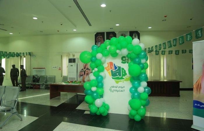 "مرور وسط جدة" يتوشح بالأخضر احتفالاً باليوم الوطني 91