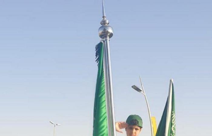 "السعيرة" تتزين بصور القادة وتتوشح اللون الأخضر في اليوم الوطني 91