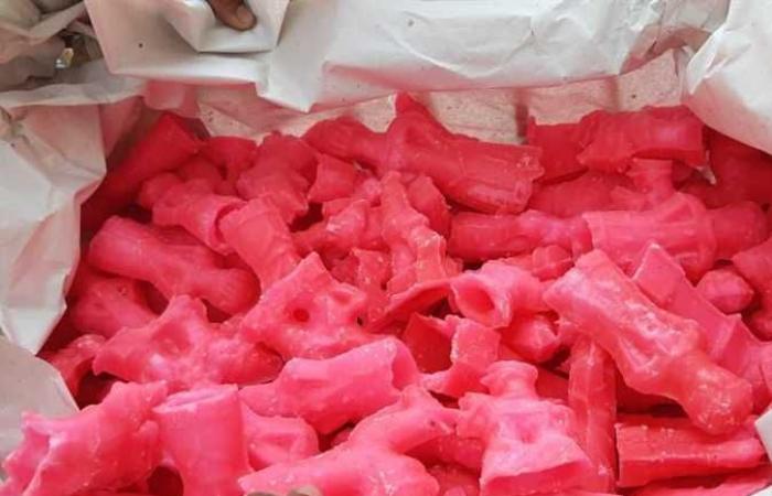 تحريز 2500 قطعة حلوى المولد النبوي مجهولة المصدر بمدينة الأقصر