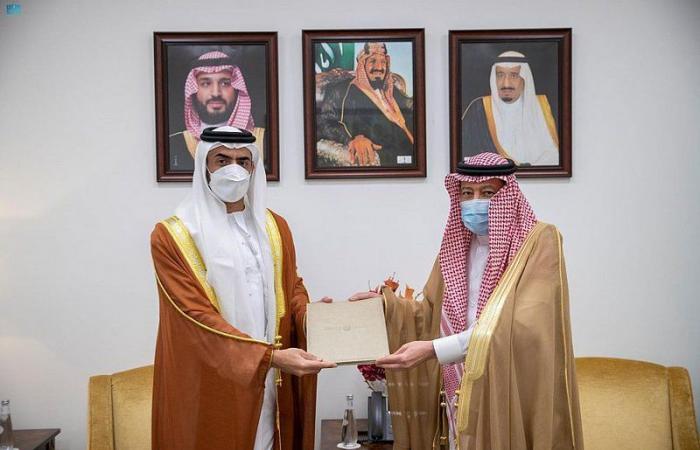 وزير الخارجية يتلقى دعوة من نظيره الإماراتي لحضور منتدى "صير بني ياس"
