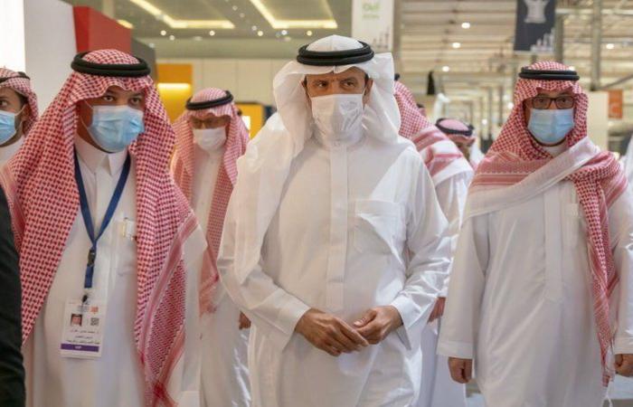 "سلطان بن سلمان" في "كتاب الرياض": تعلمنا حب القراءة والتاريخ من الملك سلمان