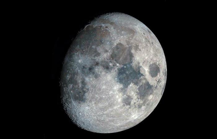 "فلكية جدة" تشارك في الليلة الدولية لرصد القمر 2021